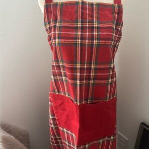 Williams Sonoma Plaid Apron Holiday Anytime Kitchen OSFM Apron NWOT Final
Sale